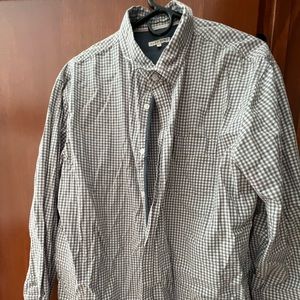 Marc Ecko Men’s XL shirt